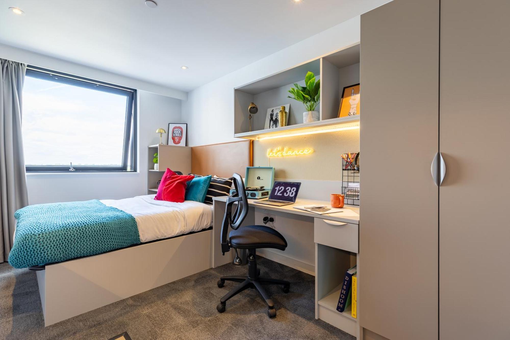 True Student Manchester Salford Salford  Ngoại thất bức ảnh