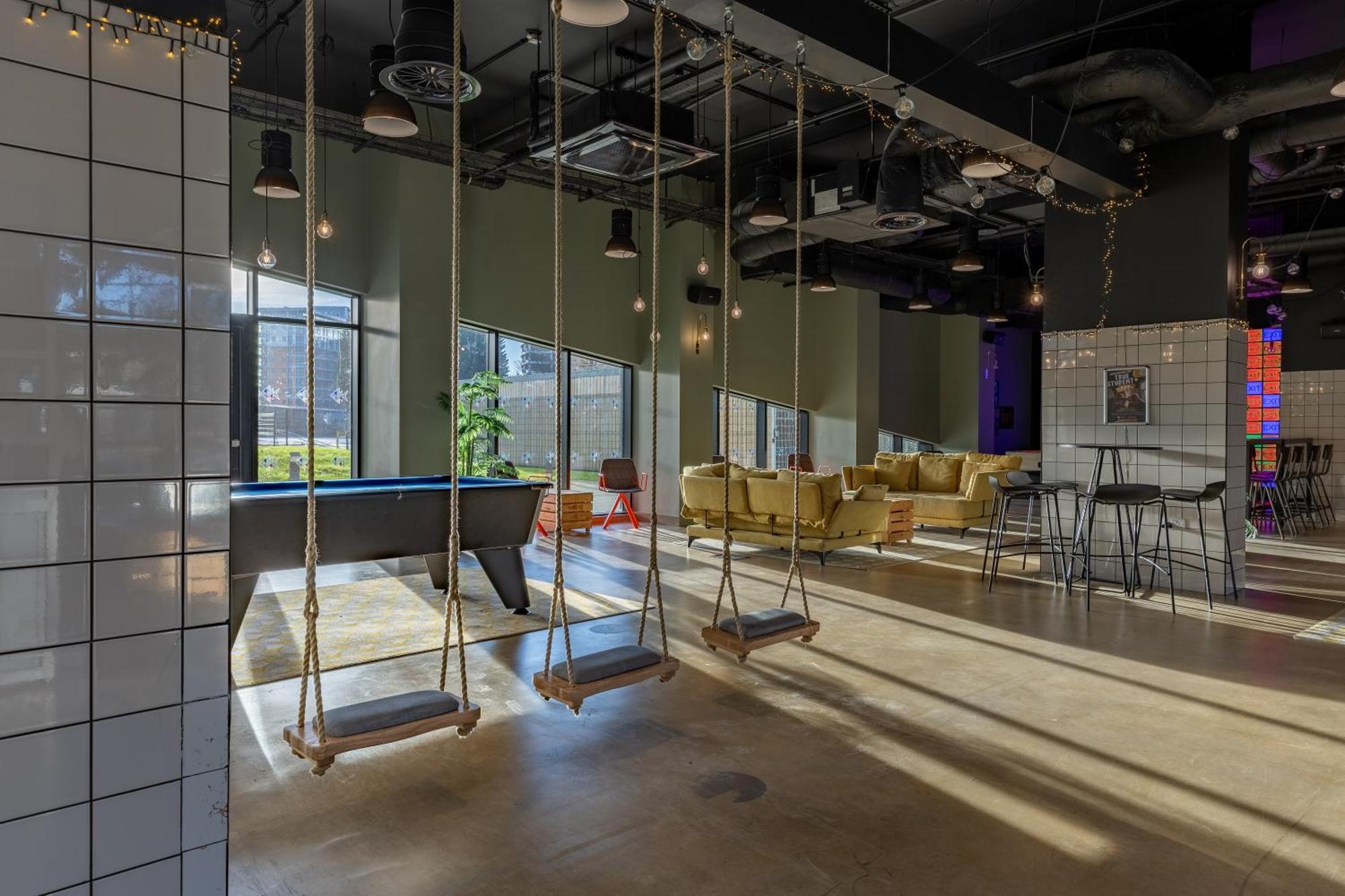 True Student Manchester Salford Salford  Ngoại thất bức ảnh